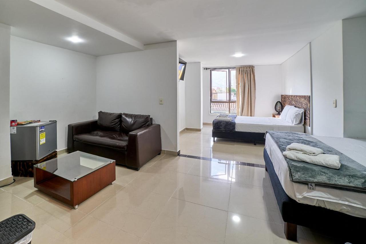 Farum Hotel Medellin Ngoại thất bức ảnh