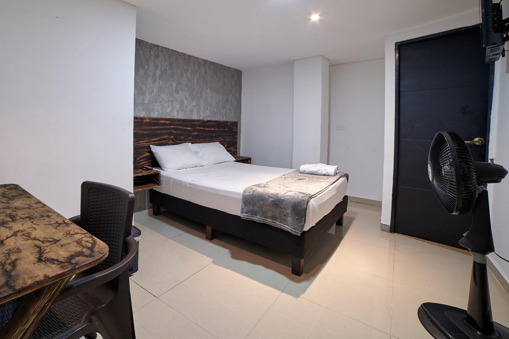 Farum Hotel Medellin Ngoại thất bức ảnh